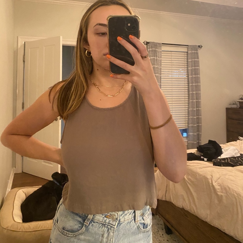Basic brown crop top